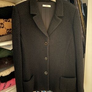 Leggiadro wool( 89%) blend Textured Black Blazer w/ Gold ring buttons SZ 12 NWOT